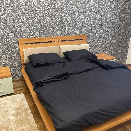 Lux Apartment In Zentrum Chernivtsi Εξωτερικό φωτογραφία
