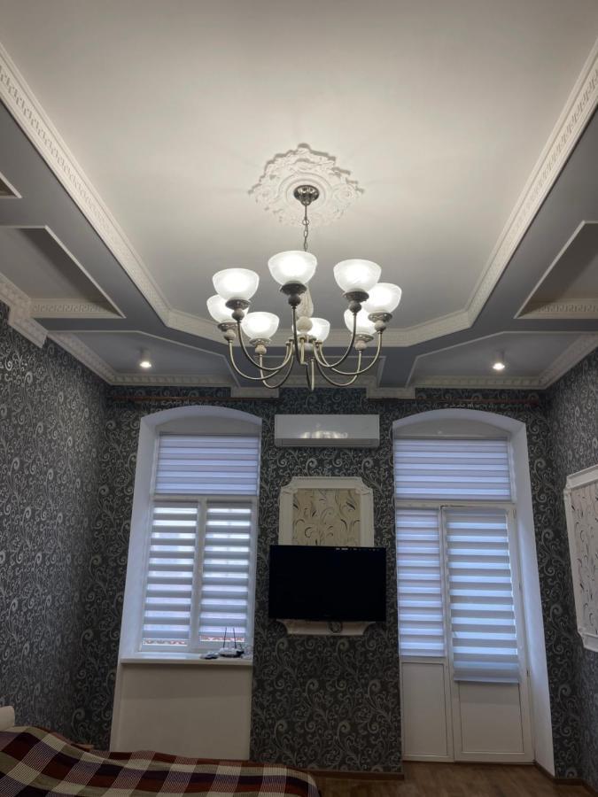 Lux Apartment In Zentrum Chernivtsi Εξωτερικό φωτογραφία