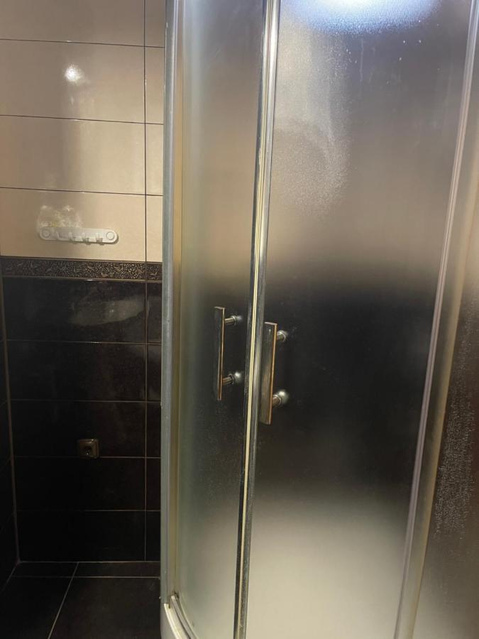 Lux Apartment In Zentrum Chernivtsi Εξωτερικό φωτογραφία